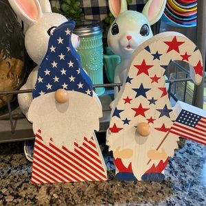 Adorable wood gnomes - Patriotic-USA